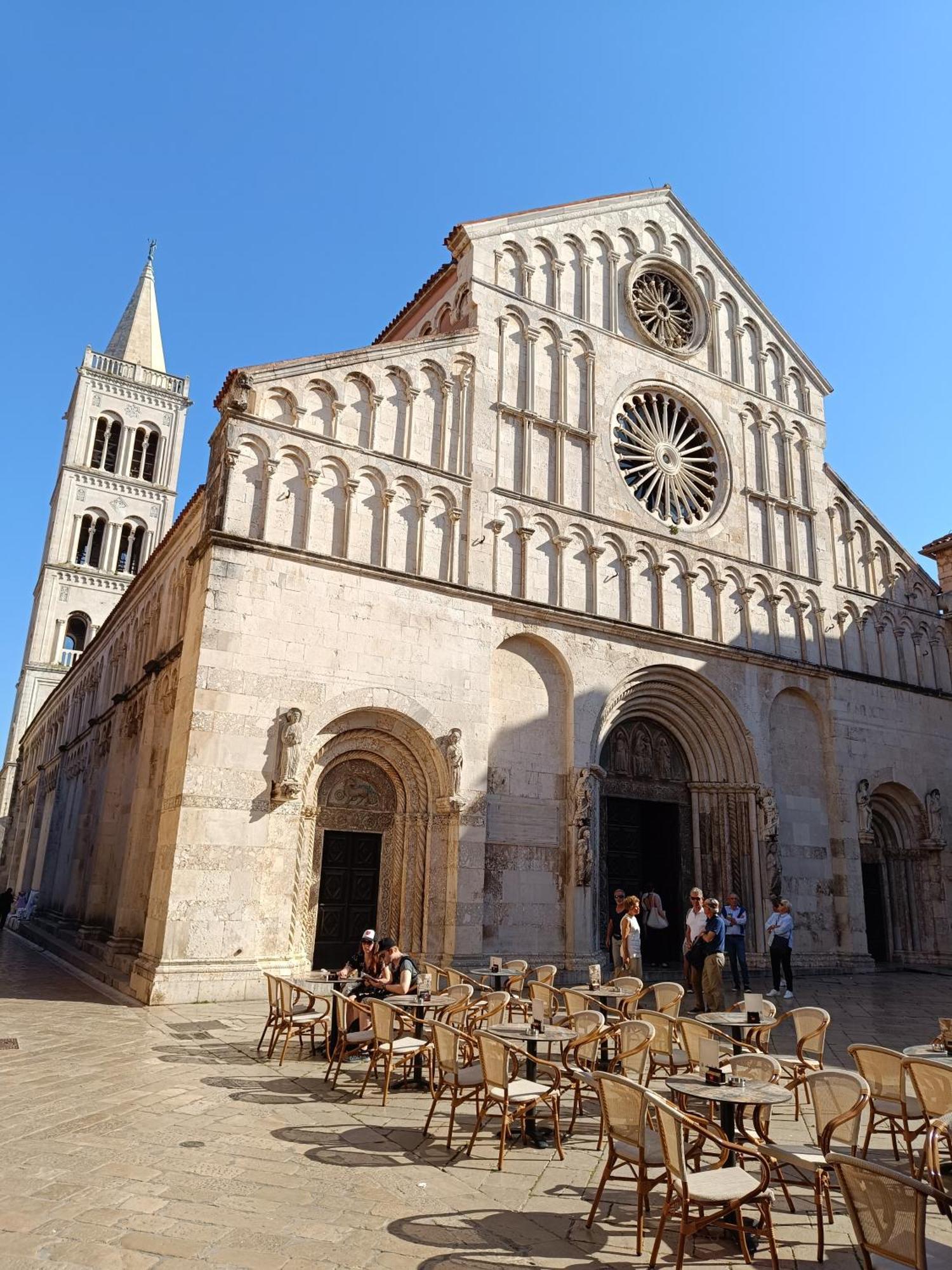 Studio Apartman Versi Old Town Zadar Bagian luar foto